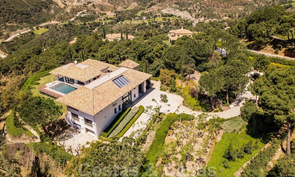 Modern luxury villa for sale with a designer interior, in the exclusive La Zagaleta Golf resort, Benahavis - Marbella 41232