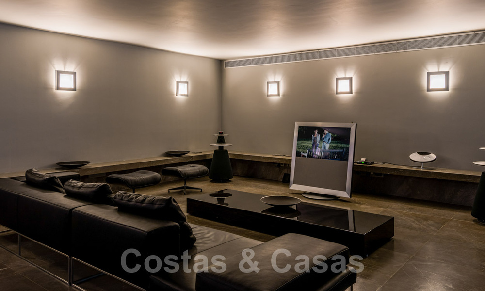 Modern luxury villa for sale with a designer interior, in the exclusive La Zagaleta Golf resort, Benahavis - Marbella 41263