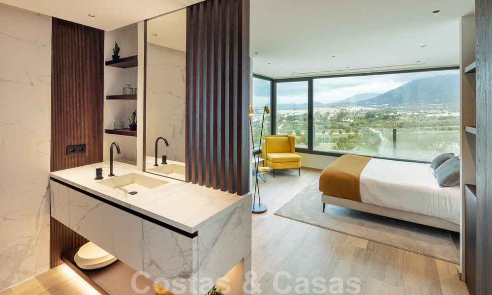Contemporary, modern, luxury apartement for sale with panoramic sea views in Rio Real, Marbella 41279