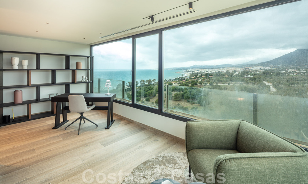 Contemporary, modern, luxury apartement for sale with panoramic sea views in Rio Real, Marbella 41286