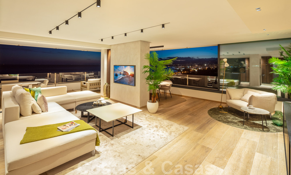 Contemporary, modern, luxury apartement for sale with panoramic sea views in Rio Real, Marbella 41300