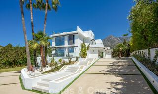 Contemporary luxury villa for sale with panoramic sea views and the La Concha mountain, on the Golden Mile of Marbella 41313 