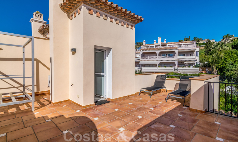 Luxurious, duplex penthouse for sale with panoramic sea views in Benahavis - Marbella 41428