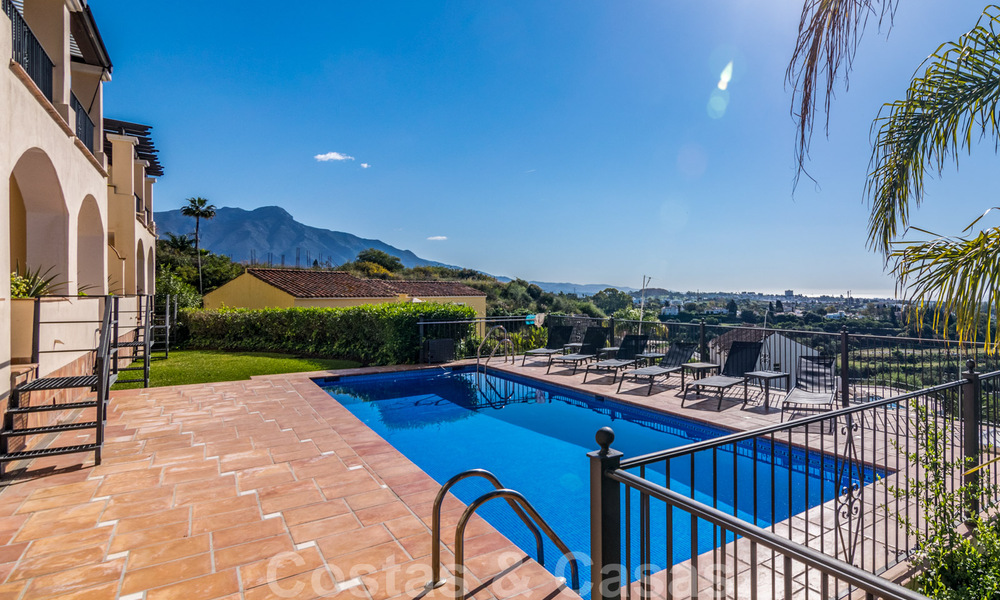 Luxurious, duplex penthouse for sale with panoramic sea views in Benahavis - Marbella 41445