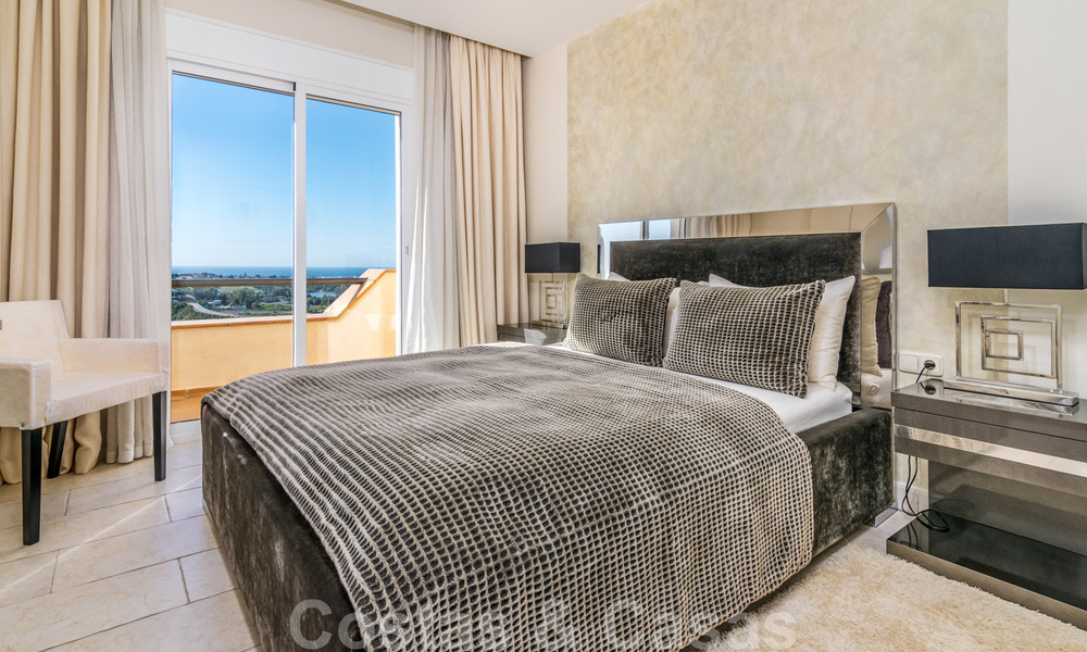 Luxurious, duplex penthouse for sale with panoramic sea views in Benahavis - Marbella 41474