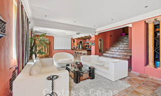 Spanish, luxury villa for sale, with views of the countryside and the sea, in Marbella - Benahavis 41539 