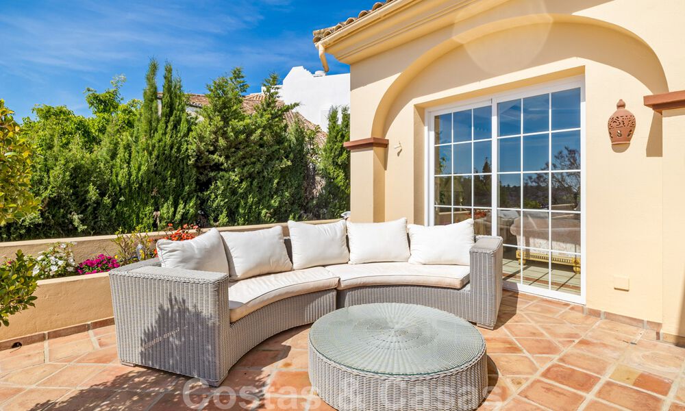 Spanish, luxury villa for sale, with views of the countryside and the sea, in Marbella - Benahavis 41541