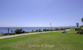Torre Bermeja: Spacious luxury apartments for sale in an exclusive, frontline beach complex, between Marbella and Estepona 41586 