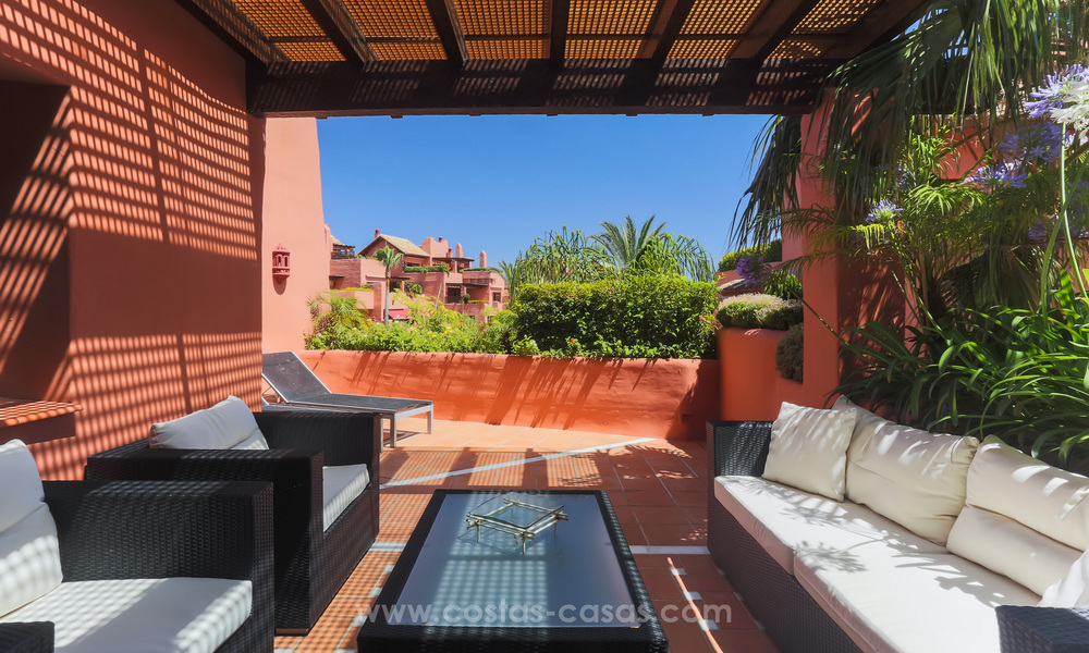 Torre Bermeja: Spacious luxury apartments for sale in an exclusive, frontline beach complex, between Marbella and Estepona 41609