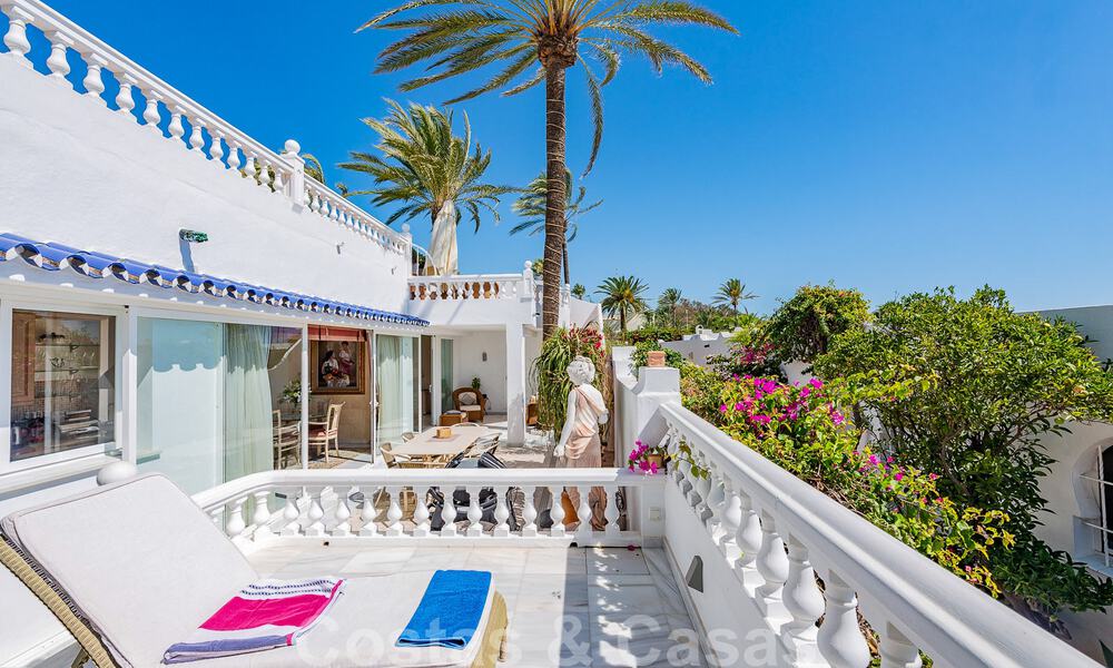 Charming house for sale, in a complex directly on the beach, with stunning sea views on the Golden Mile - Marbella 41657