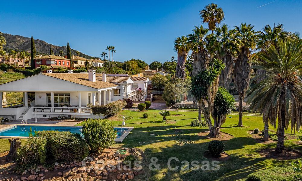 Investment opportunity. Charming villa for sale on a large plot with sea views in quiet area close to Marbella centre 41799