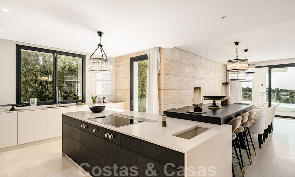 Modernist villa for sale with panoramic sea views in Marbella - Benahavis 41923
