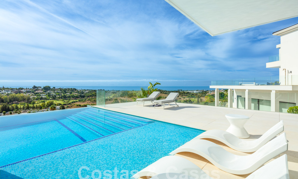 Modernist villa for sale with panoramic sea views in Marbella - Benahavis 58751