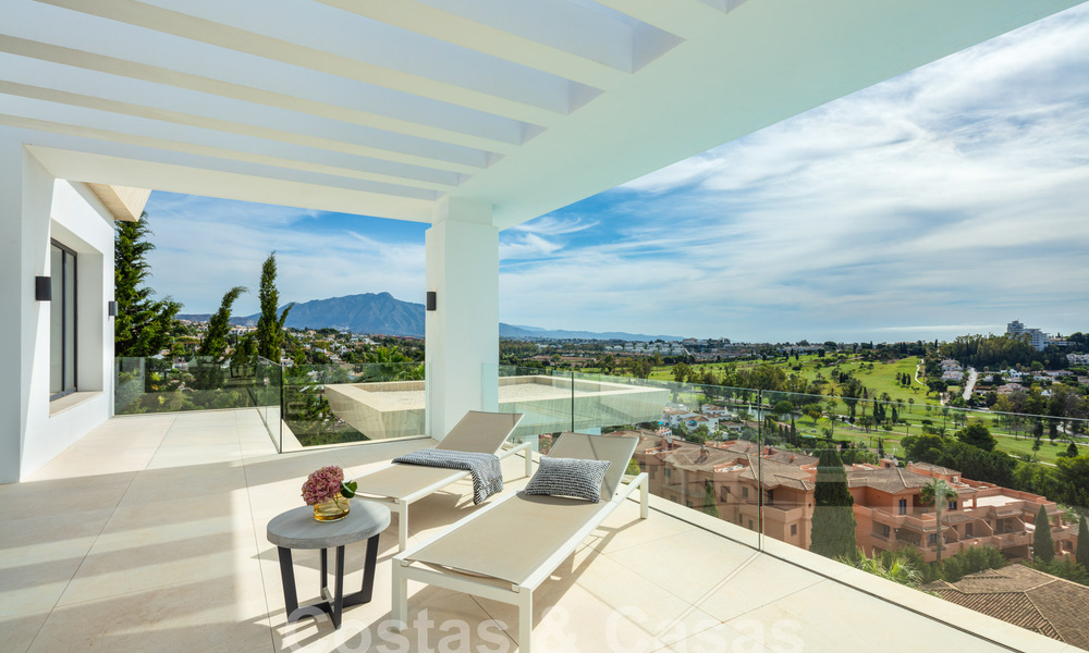 Modernist villa for sale with panoramic sea views in Marbella - Benahavis 58755