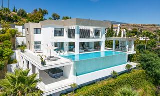 Modernist villa for sale with panoramic sea views in Marbella - Benahavis 58772 