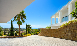 Modernist villa for sale with panoramic sea views in Marbella - Benahavis 58776 