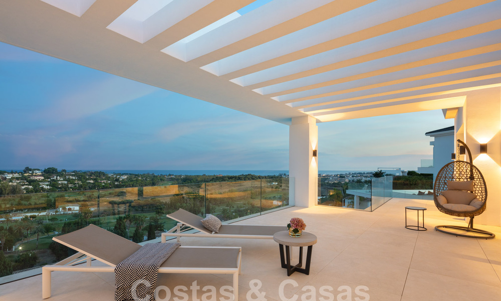 Modernist villa for sale with panoramic sea views in Marbella - Benahavis 58782
