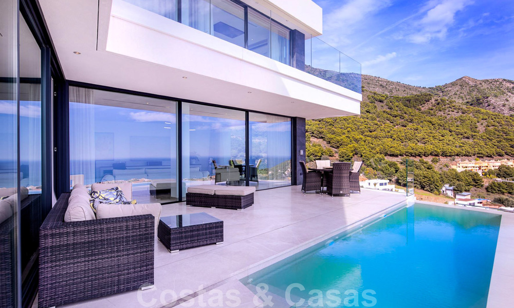 Architectural, modern luxury villa for sale in Mijas, Costa del Sol 41943