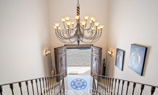 Luxury villa in a classical Mediterranean style for sale with sea views in Benahavis - Marbella 41987 