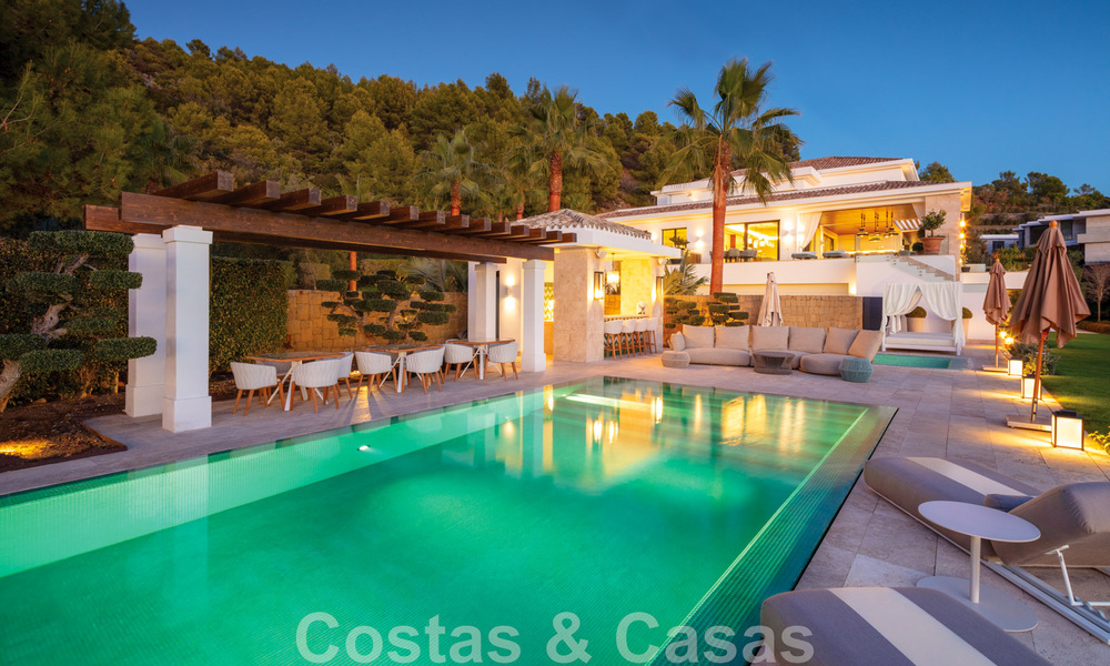 Contemporary, modern luxury villa for sale in resort style with panoramic sea views in Cascada de Camojan in Marbella 42134