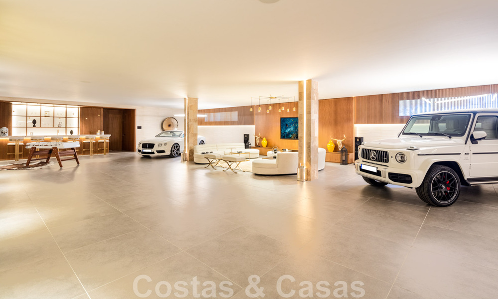 New on the market! Contemporary, modern luxury villa for sale in resort style with panoramic sea views in Cascada de Camojan in Marbella 42404