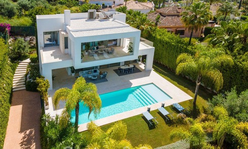 Design villa for sale in an exclusive urbanisation of Nueva Andalucia - Marbella 42149