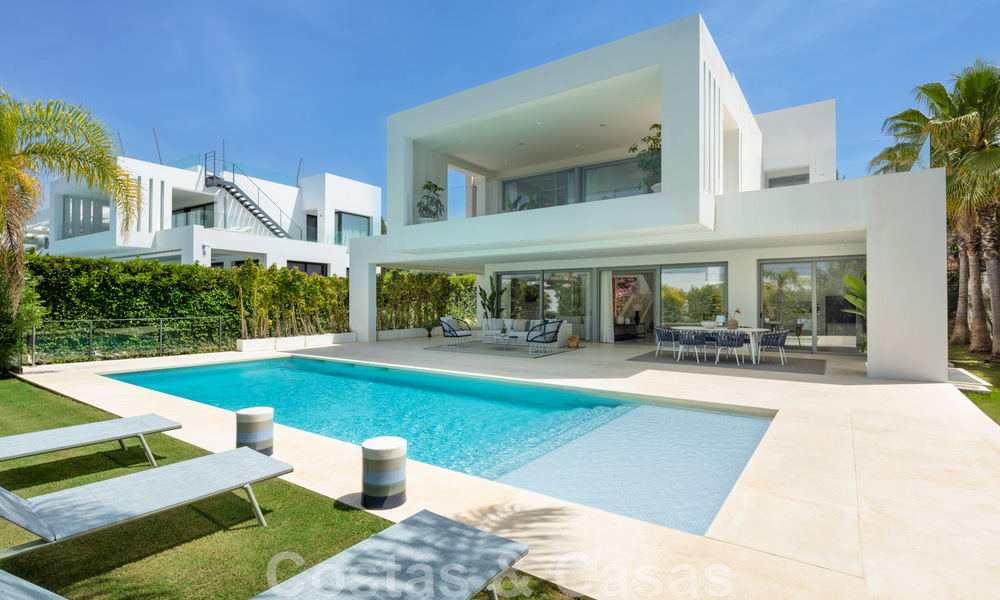 Design villa for sale in an exclusive urbanisation of Nueva Andalucia - Marbella 42167