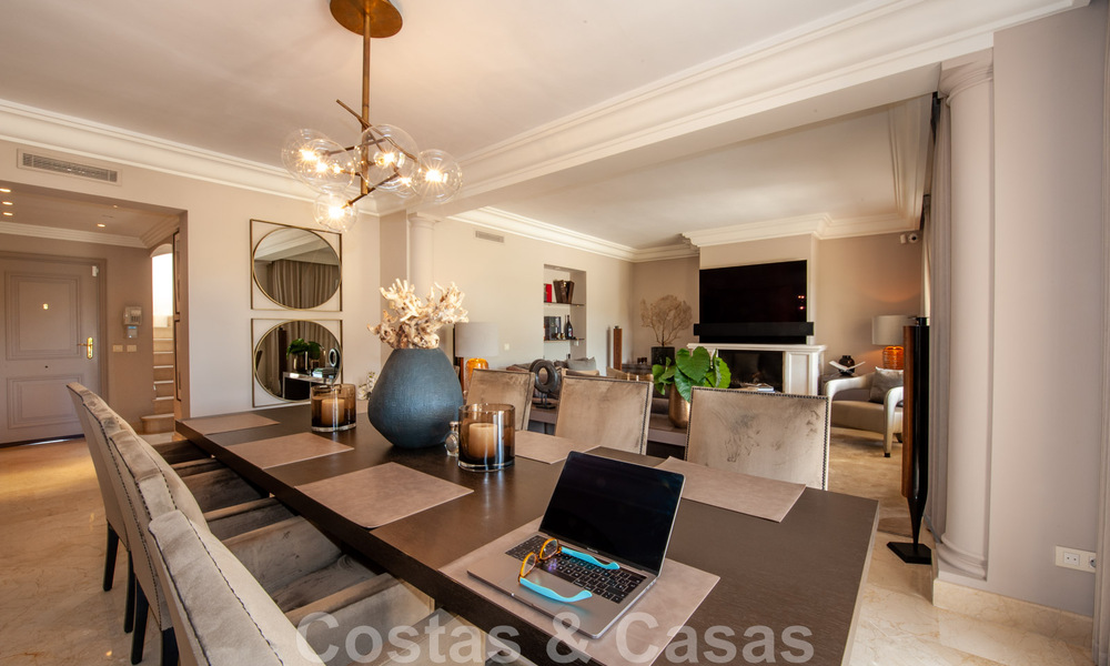 Luxury penthouse for sale in a beautiful frontline golf resort in Nueva Andalucia, Marbella 42175