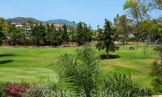 Luxury penthouse for sale in a beautiful frontline golf resort in Nueva Andalucia, Marbella 42197 