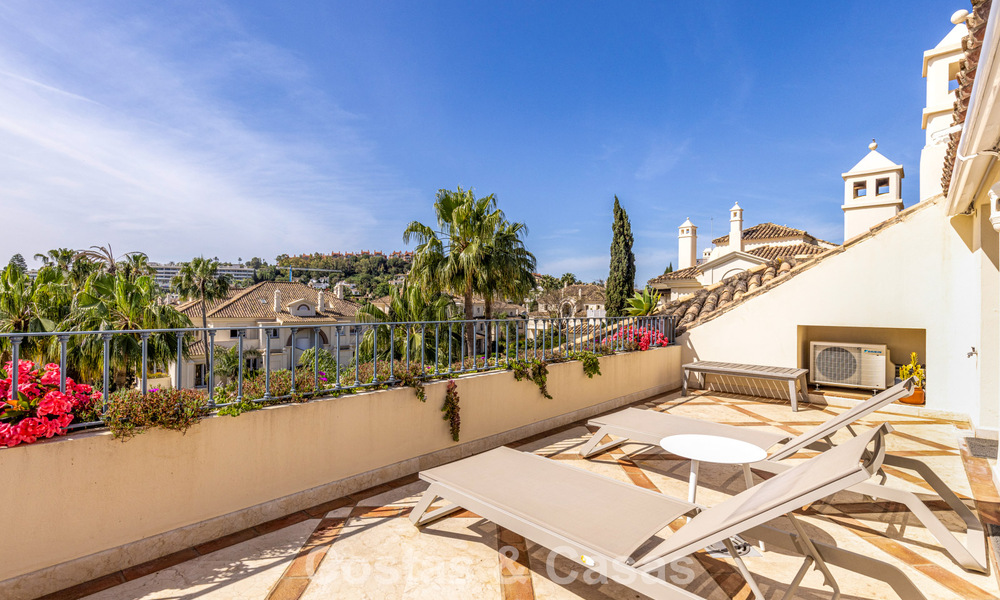 Luxury penthouse for sale in a beautiful frontline golf resort in Nueva Andalucia, Marbella 797017