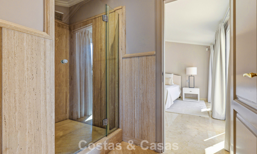 Luxury penthouse for sale in a beautiful frontline golf resort in Nueva Andalucia, Marbella 797025