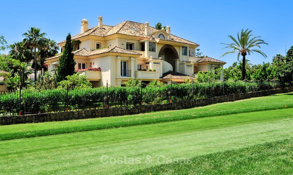 Luxury penthouse for sale in a beautiful frontline golf resort in Nueva Andalucia, Marbella 797037