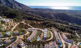 New luxury apartments for sale, with unobstructed views of the lake, the mountains and the coast towards Gibraltar, situated in the quiet Istán area, Costa del Sol 42605 