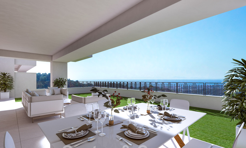 New luxury apartments for sale, with unobstructed views of the lake, the mountains and the coast towards Gibraltar, situated in the quiet Istán area, Costa del Sol 42610