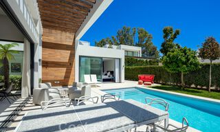 Modern villa for sale in a gated community between Marbella and Estepona 42420 