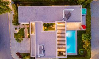 Modern villa for sale in a gated community between Marbella and Estepona 42435 