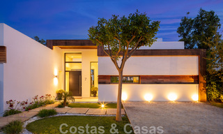 Modern villa for sale in a gated community between Marbella and Estepona 42441 