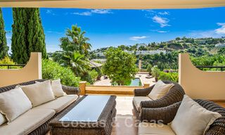 Andalucian villa for sale with sea views in a gated urbanization between Nueva Andalucia's golf valley and La Quinta golf, in Benahavis - Marbella 42774 