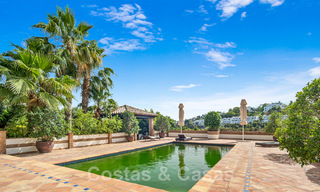 Andalucian villa for sale with sea views in a gated urbanization between Nueva Andalucia's golf valley and La Quinta golf, in Benahavis - Marbella 42778 