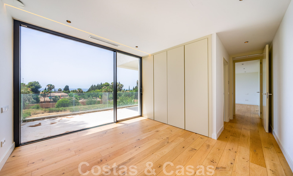 Ready to move in, new designer villa for sale, ecologically designed with wooden and natural stone materials on the Golden Mile of Marbella 42791