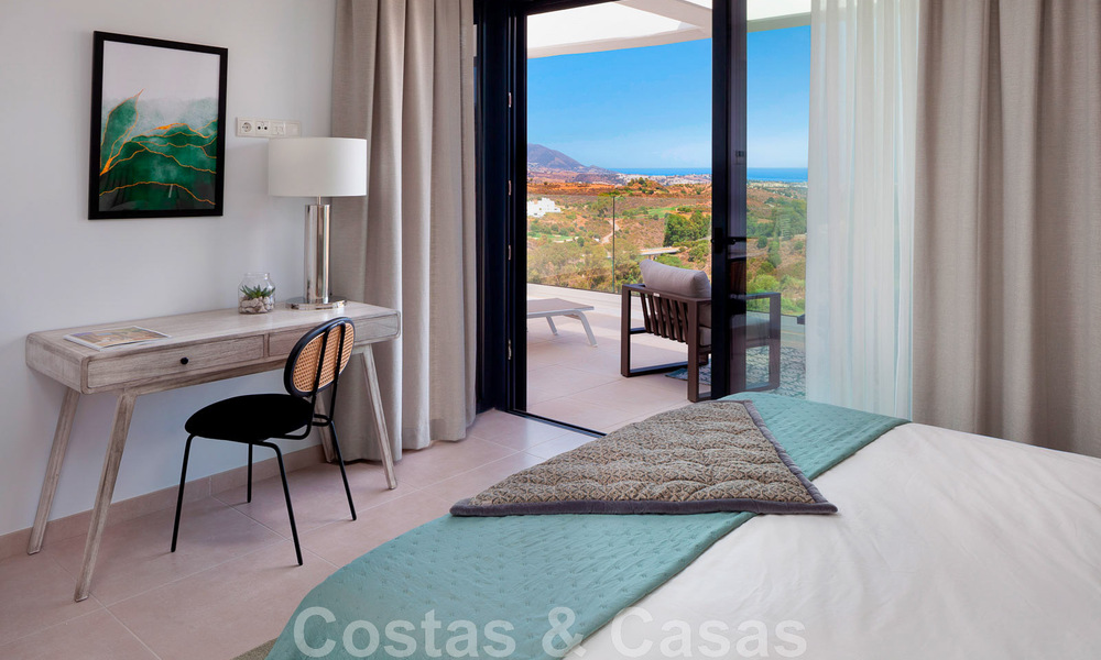 New, luxury apartments for sale in golf resort in La Cala de Mijas - Costa del Sol. Ready to move in. Last units. 42481