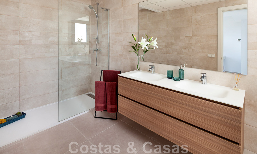 New, luxury apartments for sale in golf resort in La Cala de Mijas - Costa del Sol. Ready to move in. Last units. 42482