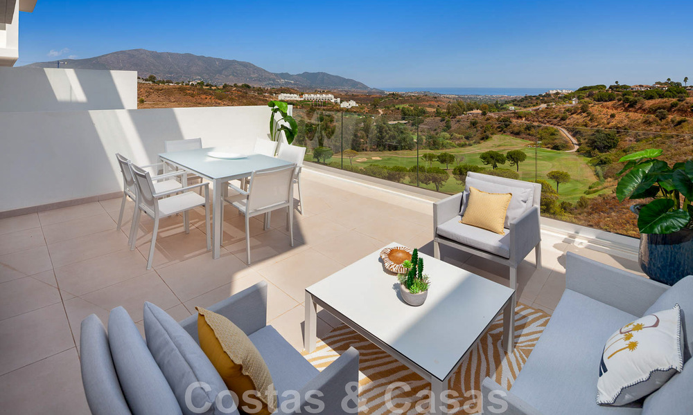 New, luxury apartments for sale in golf resort in La Cala de Mijas - Costa del Sol. Ready to move in. Last units. 42483