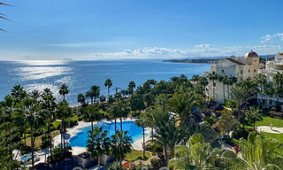 Opportunity! Frontline beach luxury penthouse for sale in Las Dunas Park, Marbella - Estepona 42512