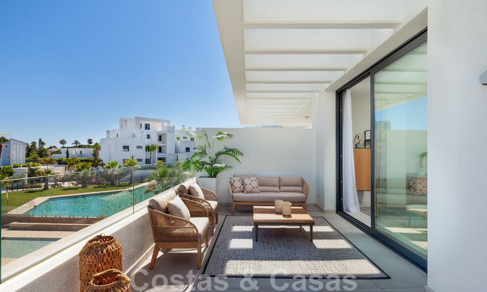 Ready to move in. Last 2 penthouses for sale in modern style in a new development on the New Golden Mile between Marbella and Estepona 42532