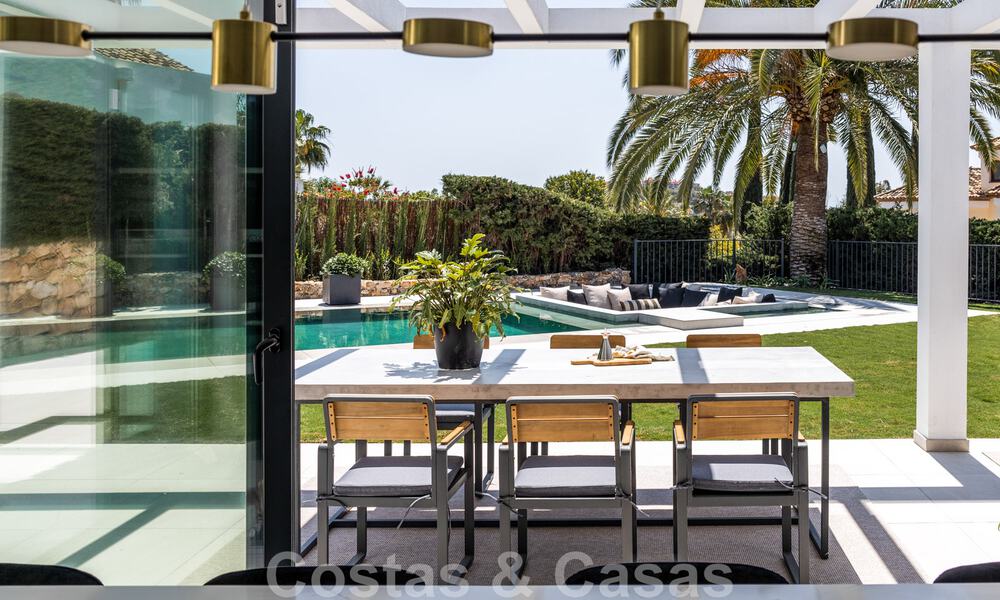 Contemporary Mediterranean luxury villa for sale with views of the golf valley in Nueva Andalucia - Marbella 42800