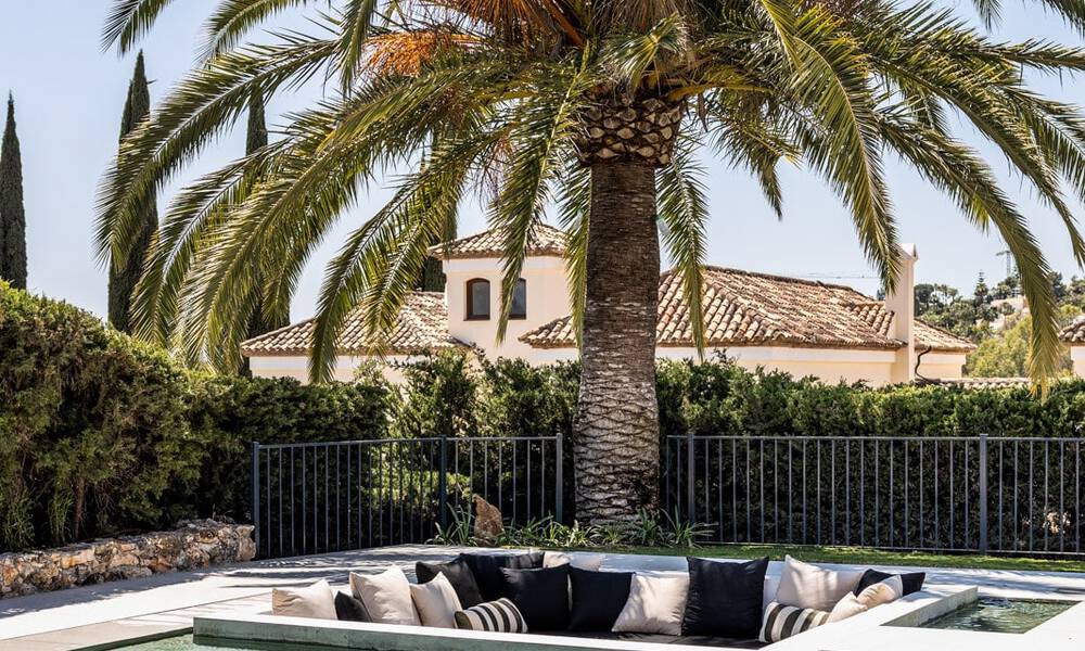 Contemporary Mediterranean luxury villa for sale with views of the golf valley in Nueva Andalucia - Marbella 42803