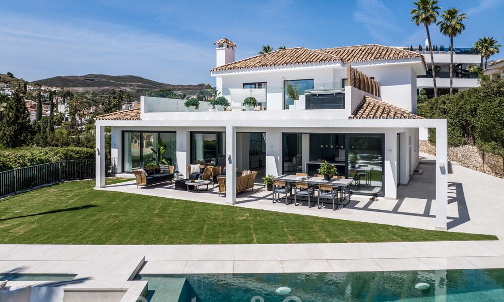 Contemporary Mediterranean luxury villa for sale with views of the golf valley in Nueva Andalucia - Marbella 42815