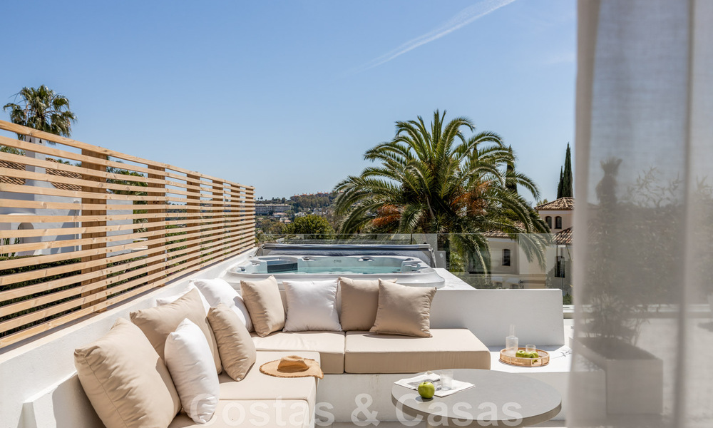 Contemporary Mediterranean luxury villa for sale with views of the golf valley in Nueva Andalucia - Marbella 42827