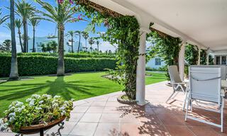Traditional Spanish villa for sale, frontline beach with direct access to the beach on the New Golden Mile between Marbella and Estepona 42725 
